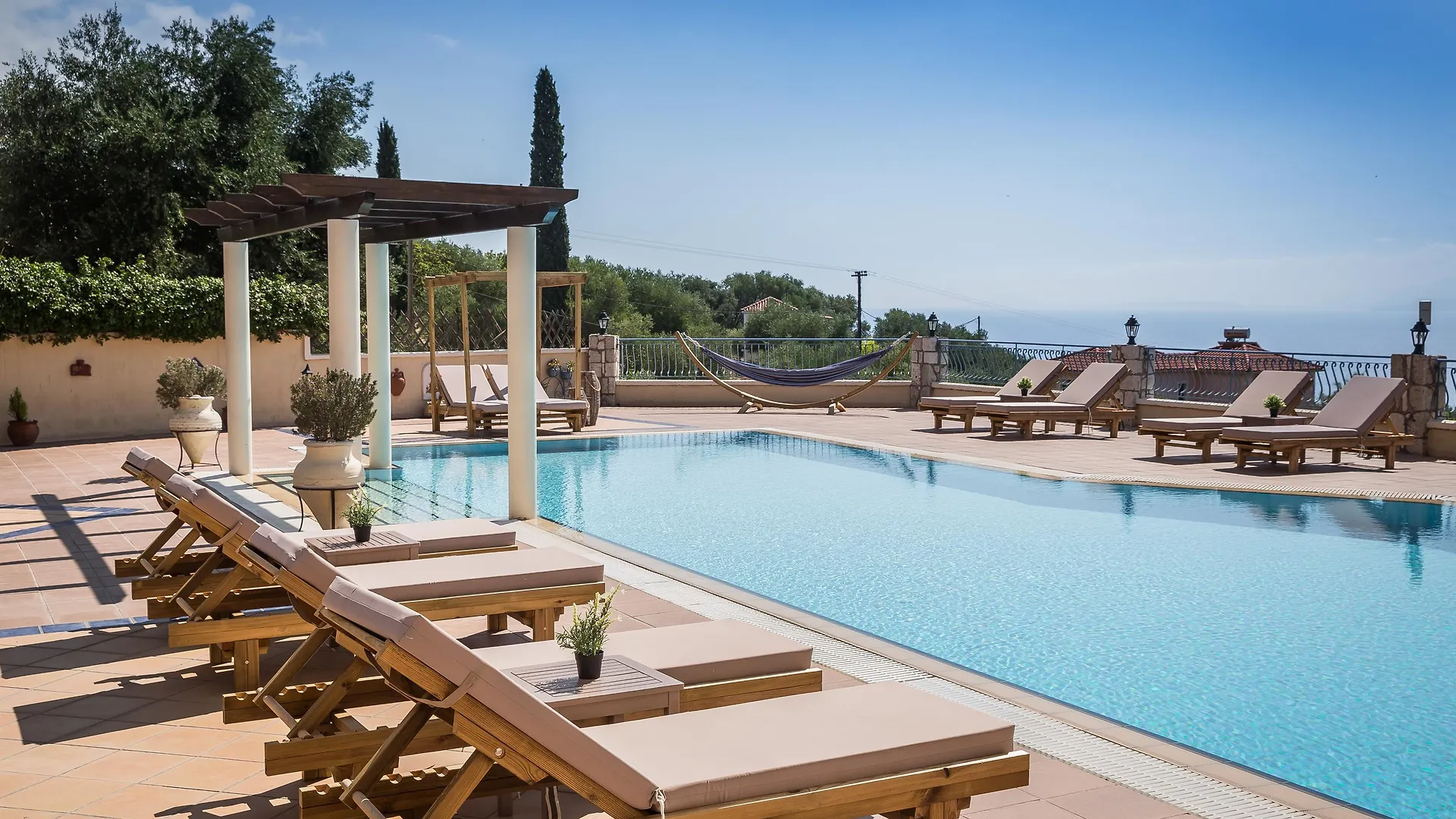 Aparthotel Diana Studios Mousata