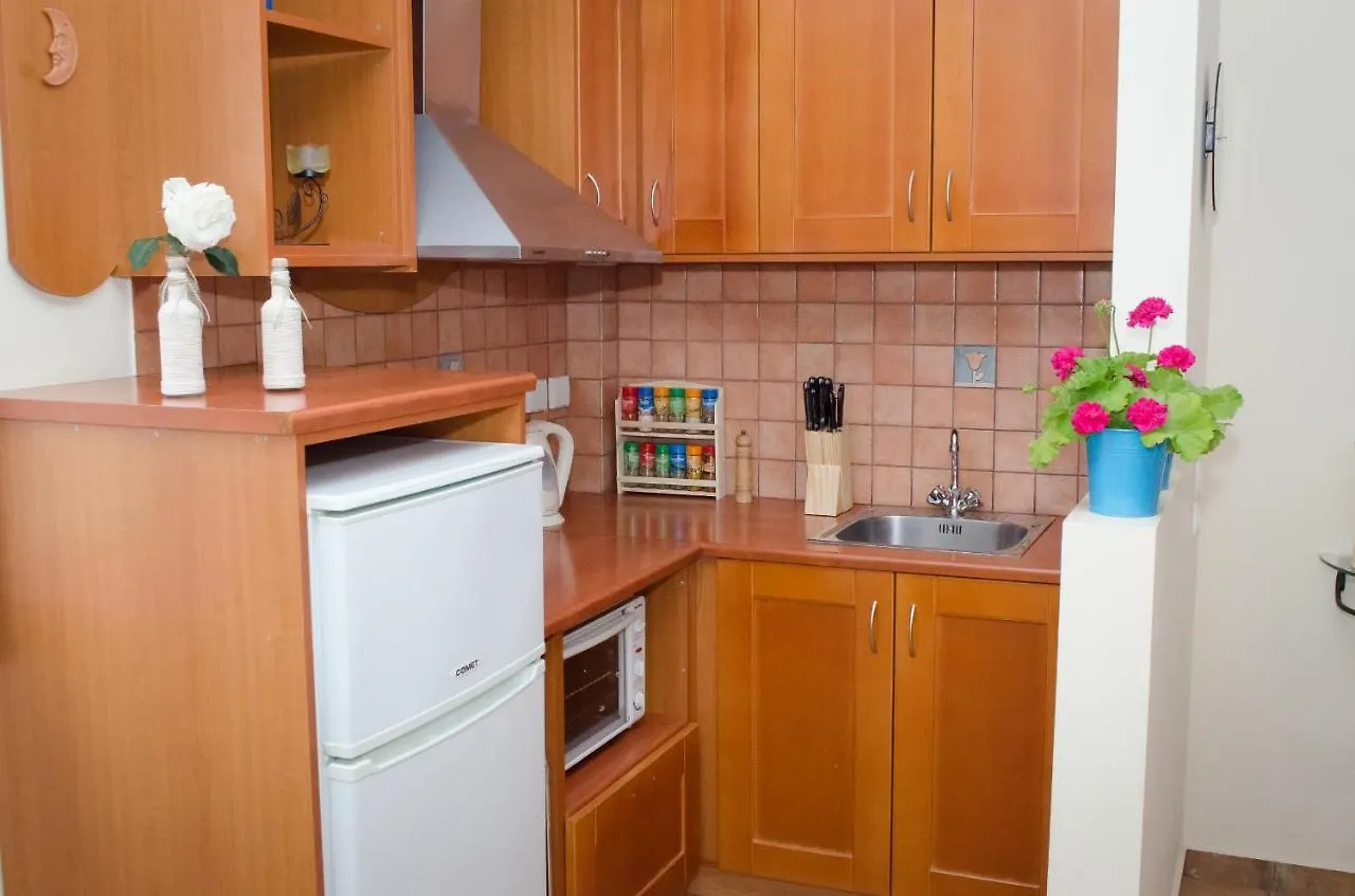 Hotel apartamentowy Diana Studios Mousata